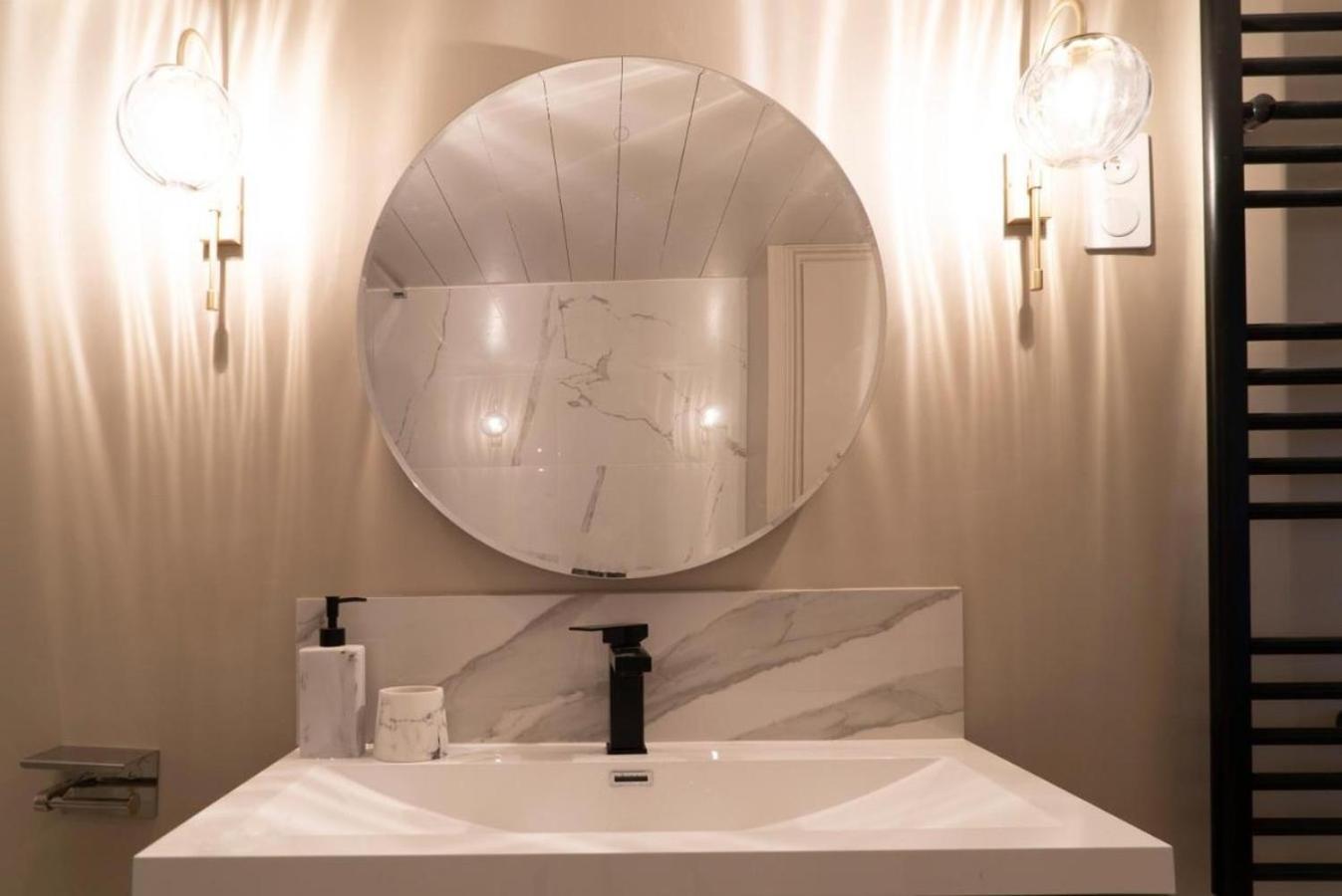 Suite Medici Lyon Luaran gambar